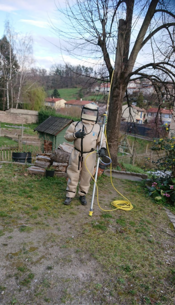 Pour chaque désinsectisation, nous utilisons à la fois des techniques innovantes et des produits certifiés et agréés. Ainsi, cela permet d’obtenir un résultat rapide tout en préservant l’environnement.